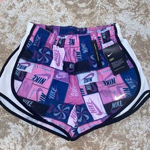 COPY - Nike Tempo Shorts